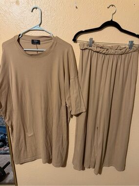 LaLa Ribbed Two-Piece Set in Taupe